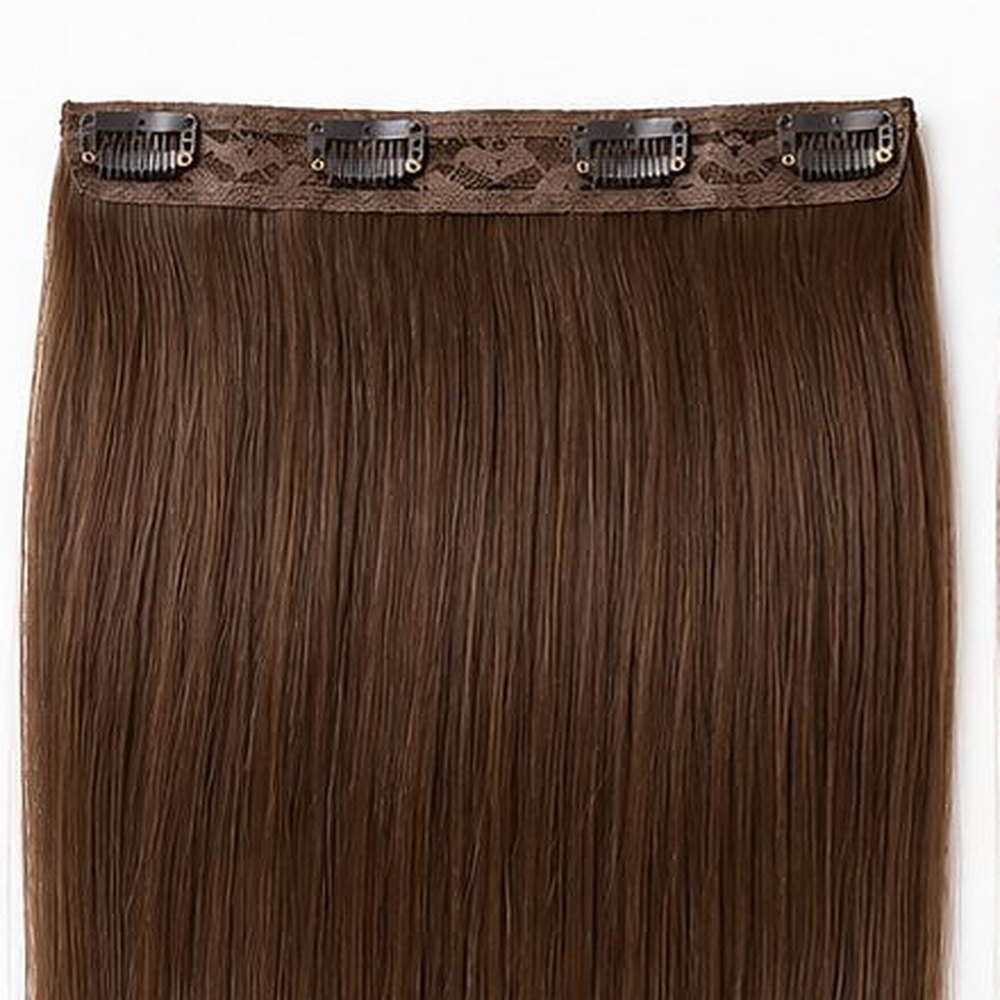 Close-up of the snap clips and laced lining on a weft